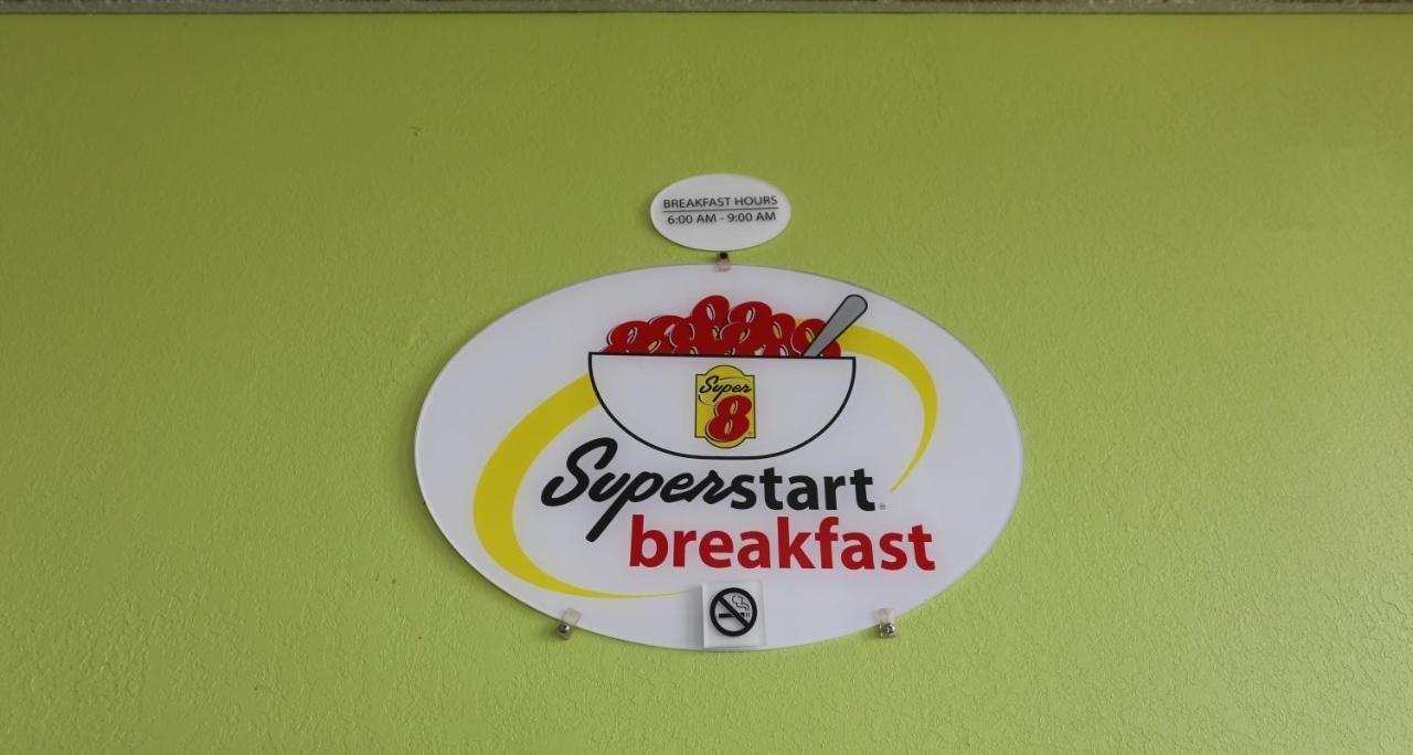 Super 8 By Wyndham Manassas Hotel Kültér fotó
