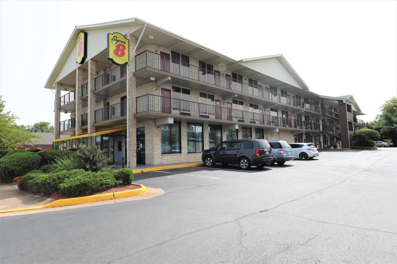 Super 8 By Wyndham Manassas Hotel Kültér fotó