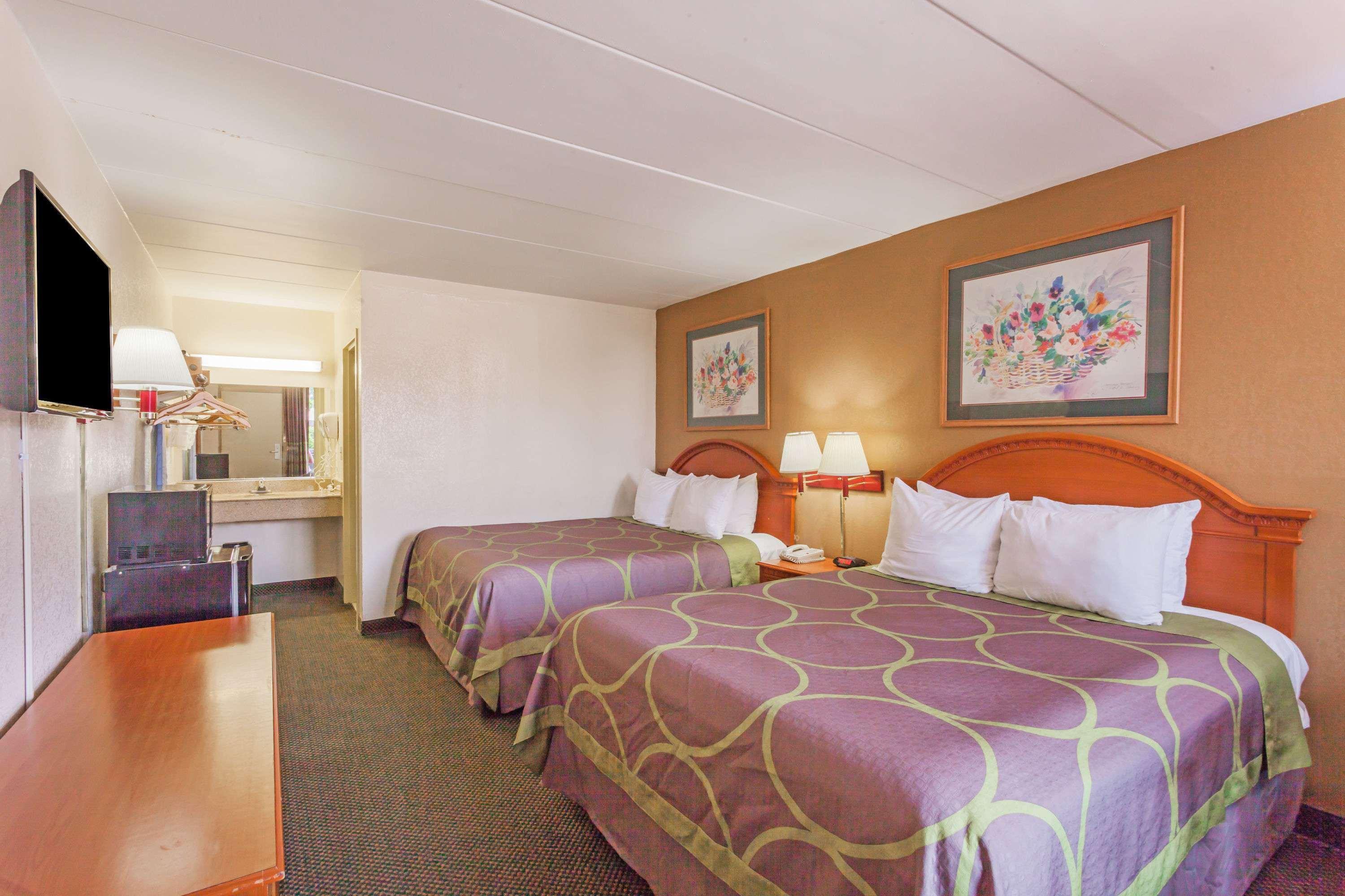 Super 8 By Wyndham Manassas Hotel Kültér fotó