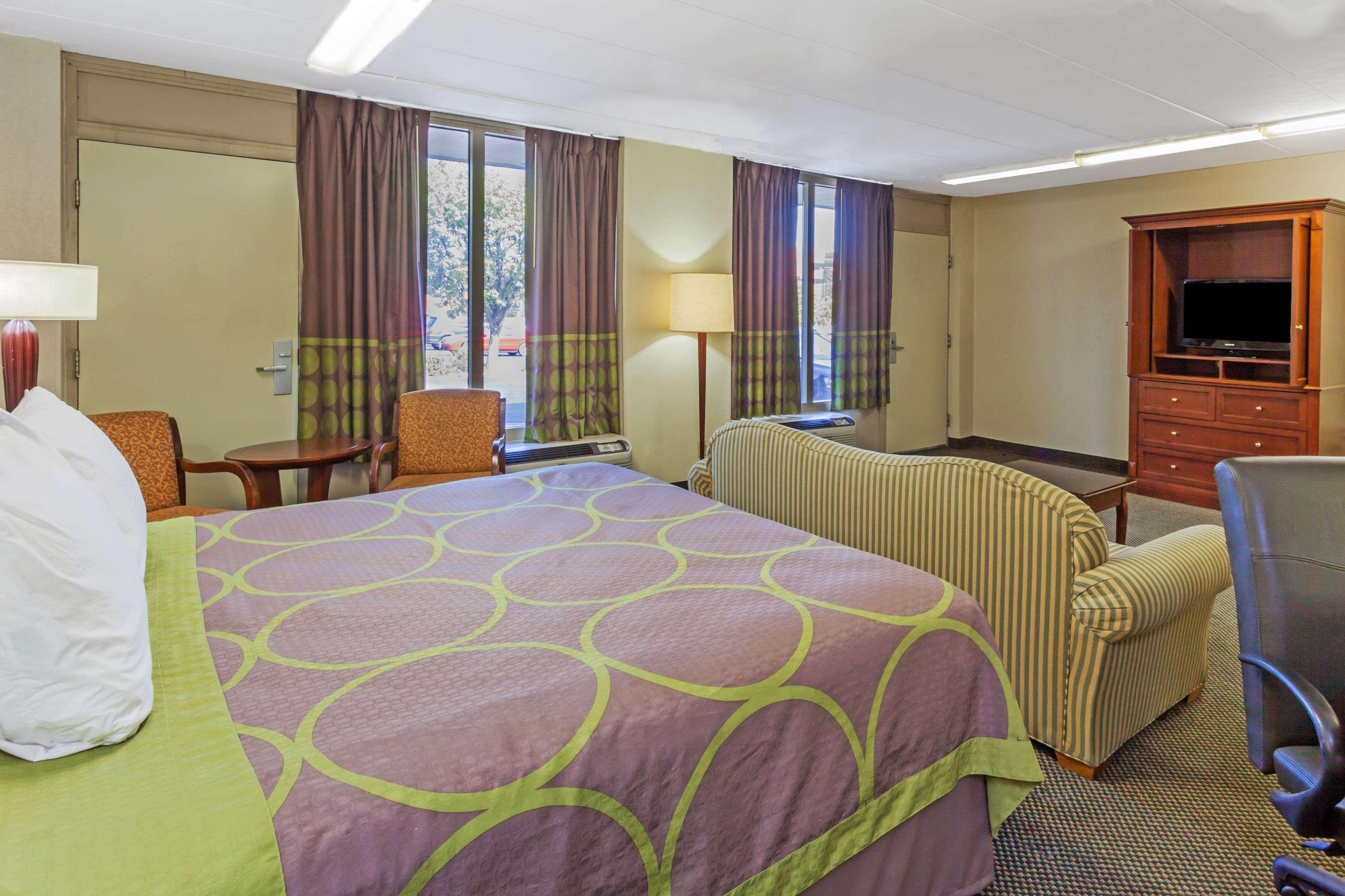 Super 8 By Wyndham Manassas Hotel Kültér fotó