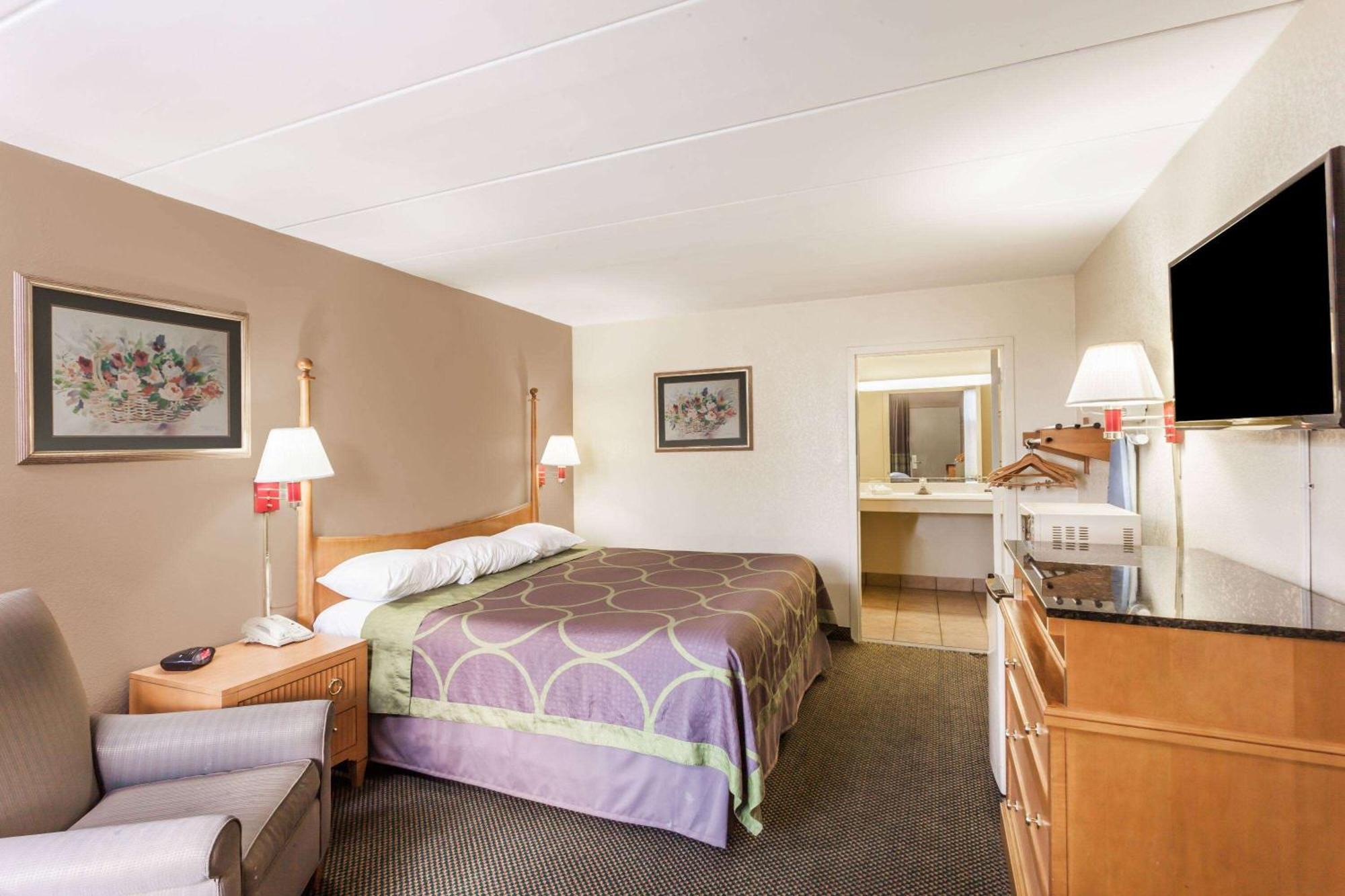 Super 8 By Wyndham Manassas Hotel Kültér fotó