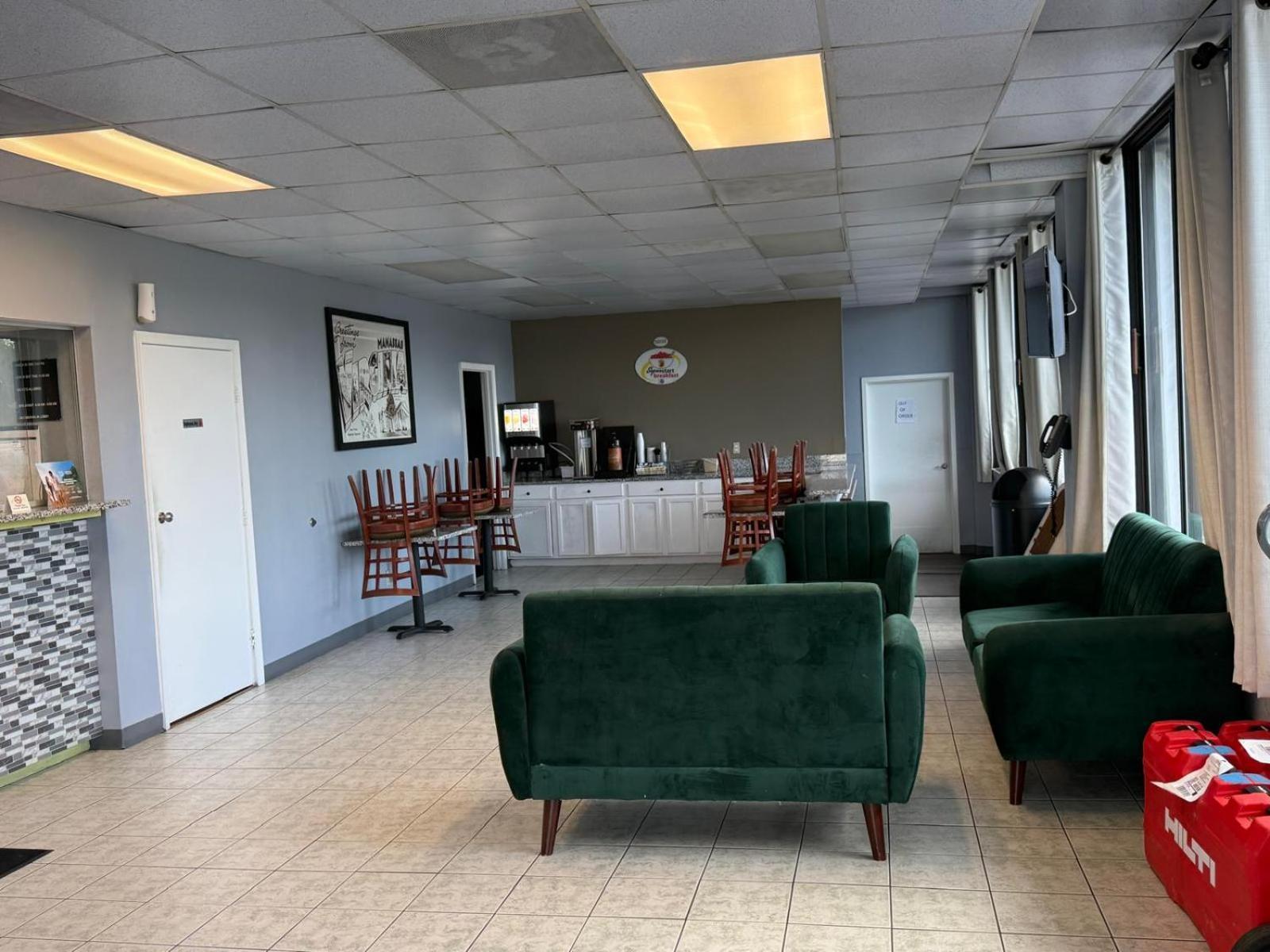 Super 8 By Wyndham Manassas Hotel Kültér fotó