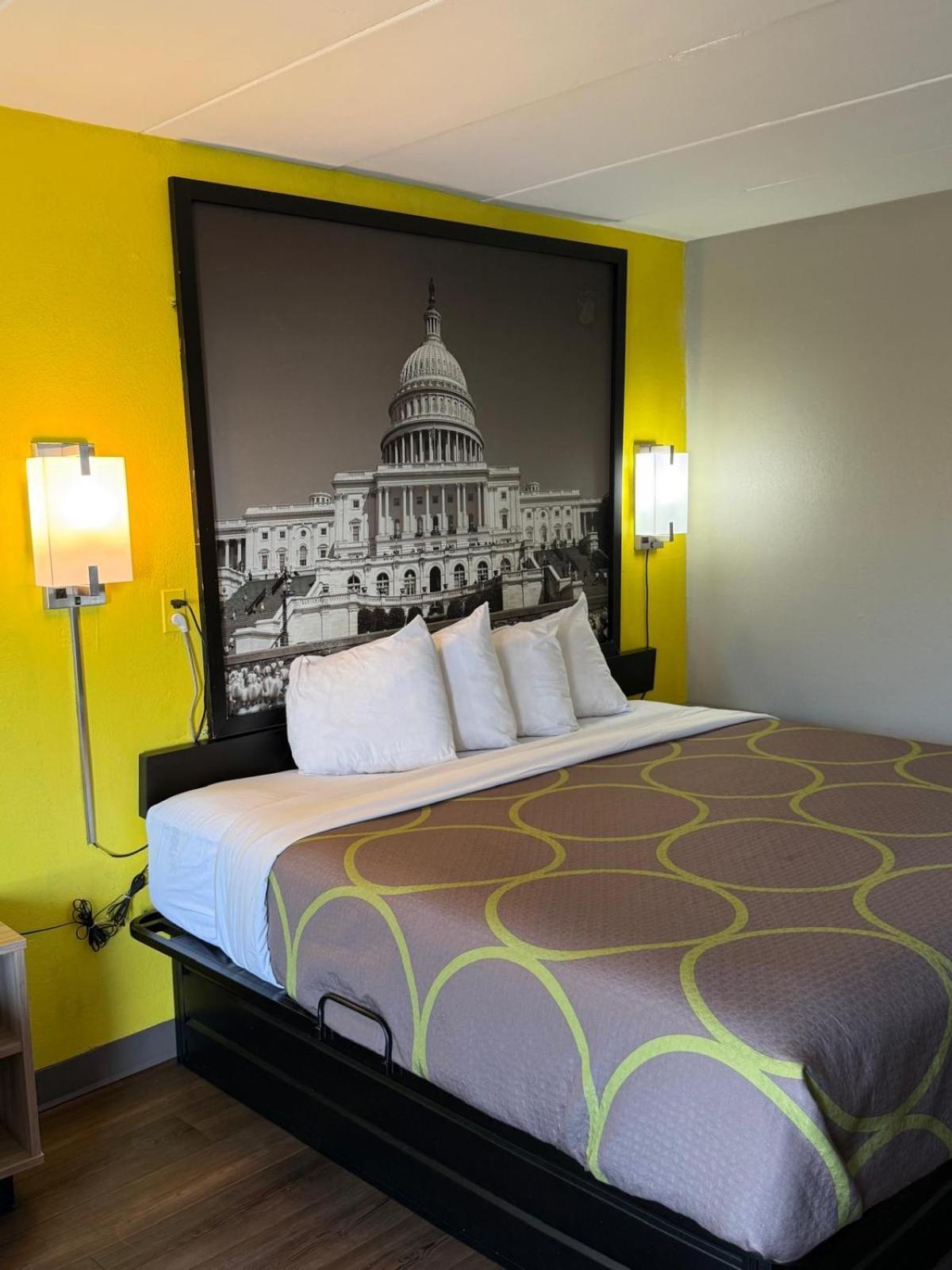Super 8 By Wyndham Manassas Hotel Kültér fotó